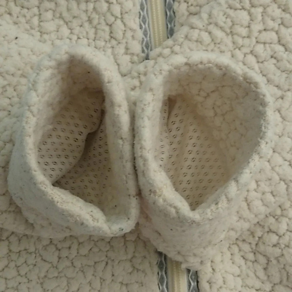 Royal Robbins fleece, pockets, taped zipper, storm flap, breathable mesh, jacket - Picture 7 of 10